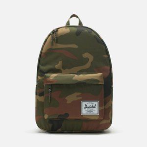camo herschel backpack poshmark Realtree Classic XL Herschel Supply Co. USA Classic XL Backpack offers a capacity of 30 liters and is designed for versatile daily use Mens Herschel Classic Backpack for